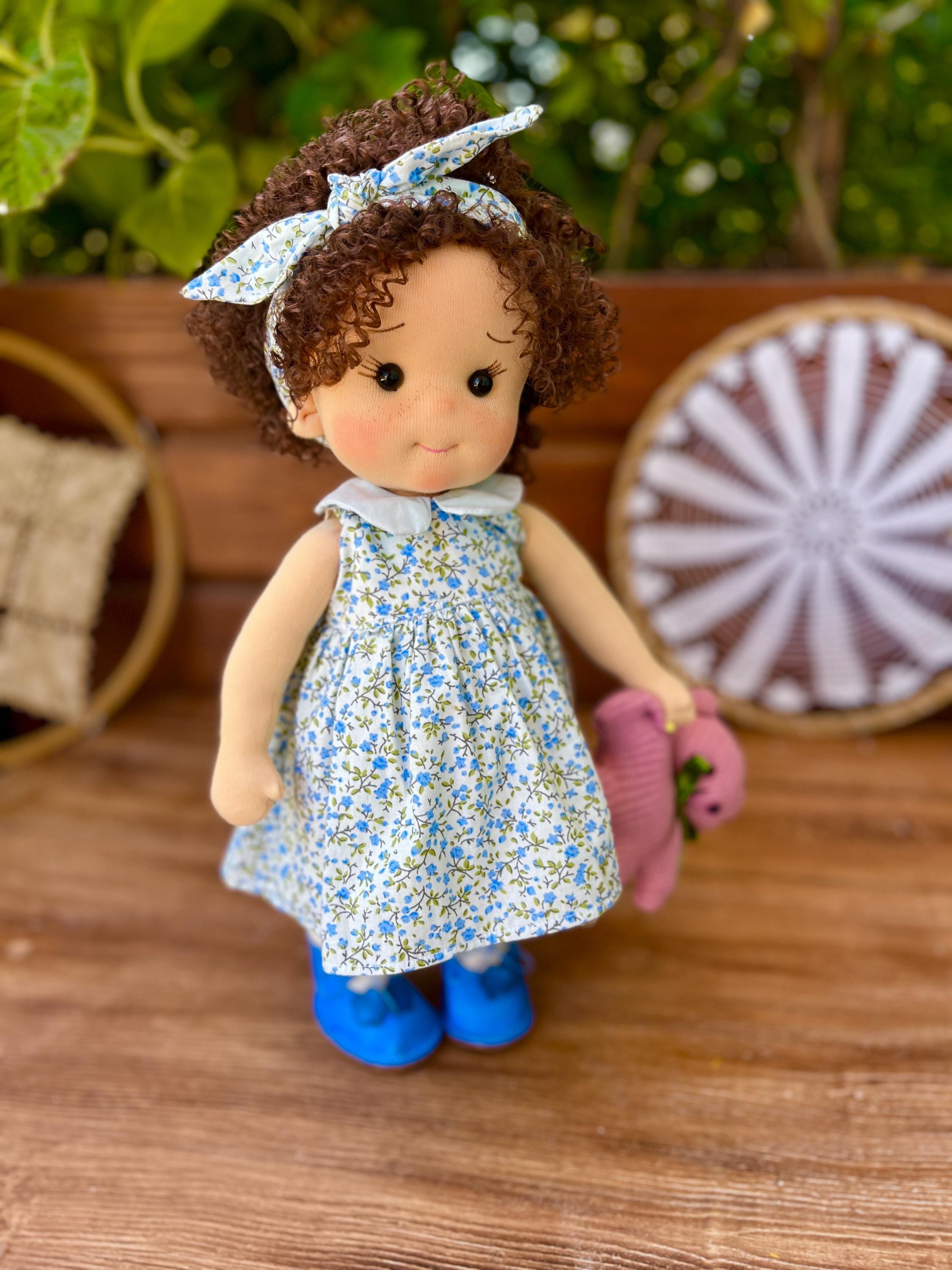 14 inches Waldorf doll,it is can sit and stand,waldorf inspired,steiner fabric doll,Waldorf puppe,handmade rag doll